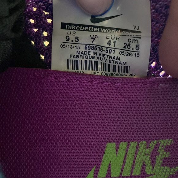 Nike women’s shoes - Picture 3 of 3